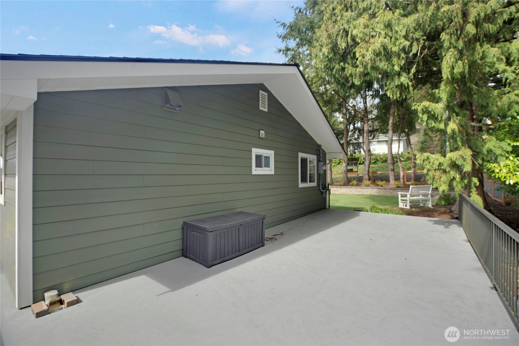 property viewer photo 27