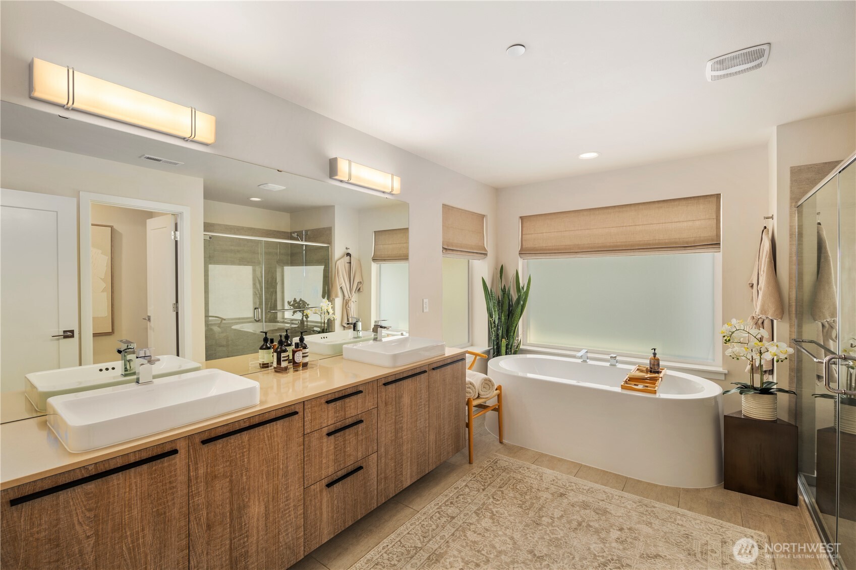property viewer photo 17