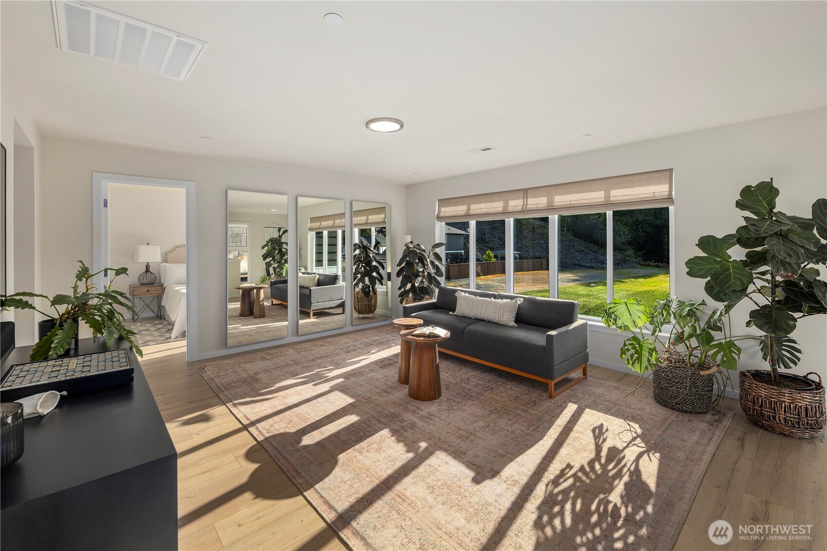 property viewer photo 19