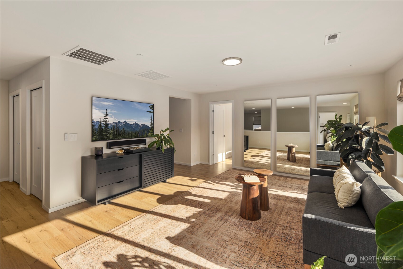 property viewer photo 20