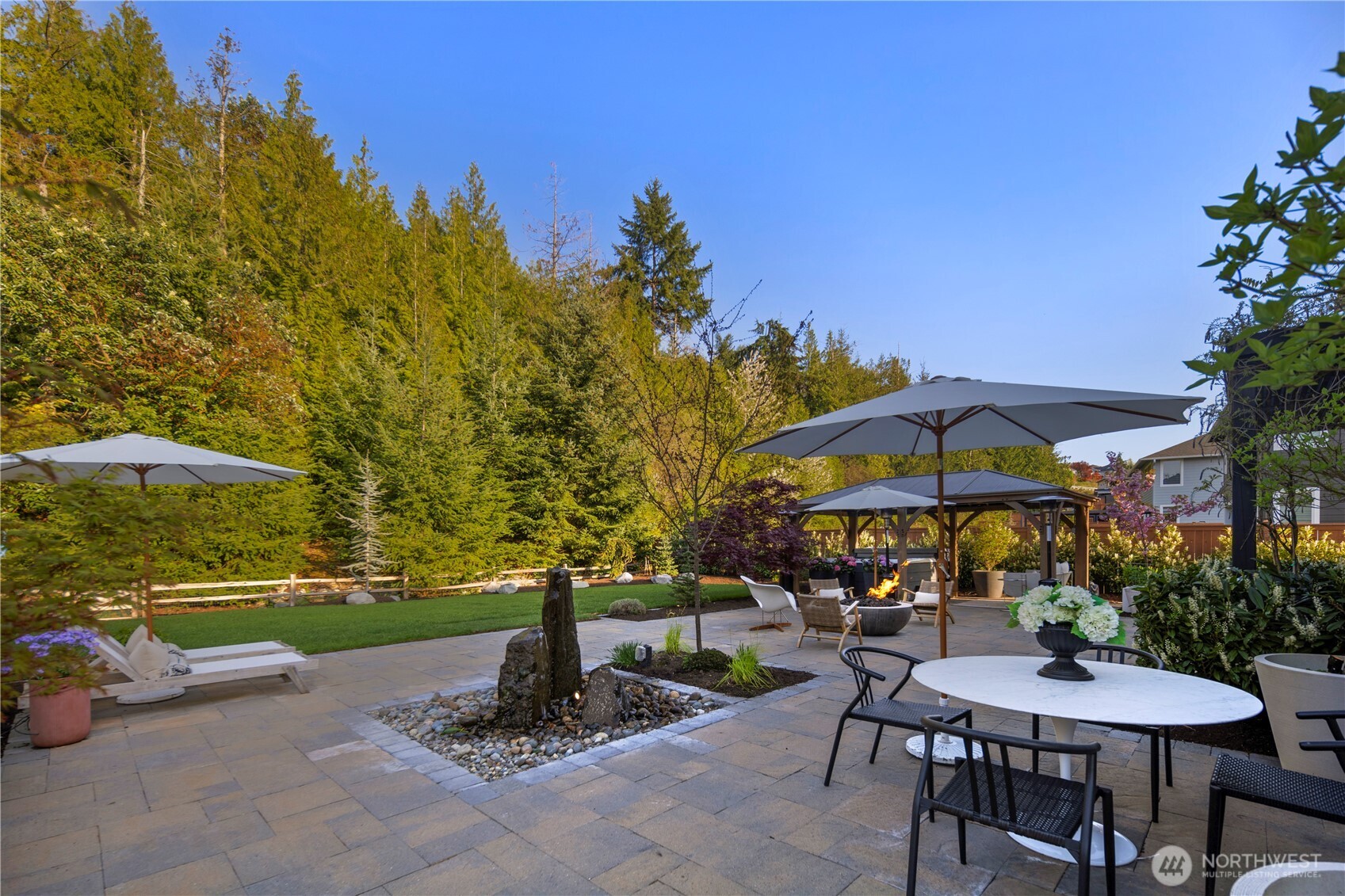 property viewer photo 34