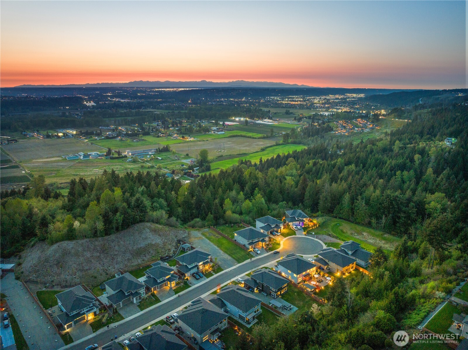 property viewer photo 38