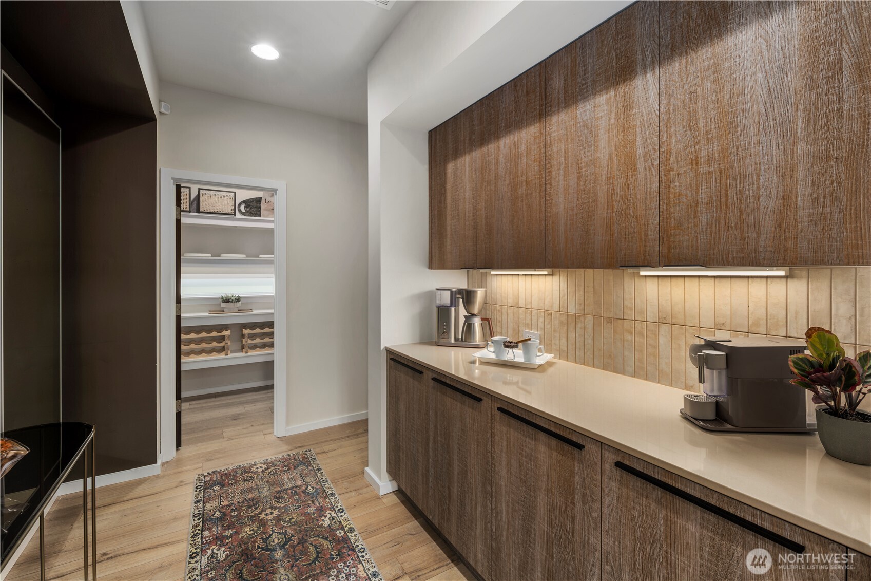 property viewer photo 8