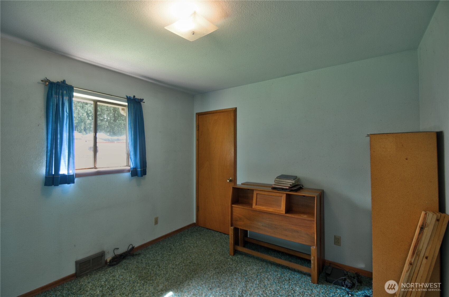 property viewer photo 17