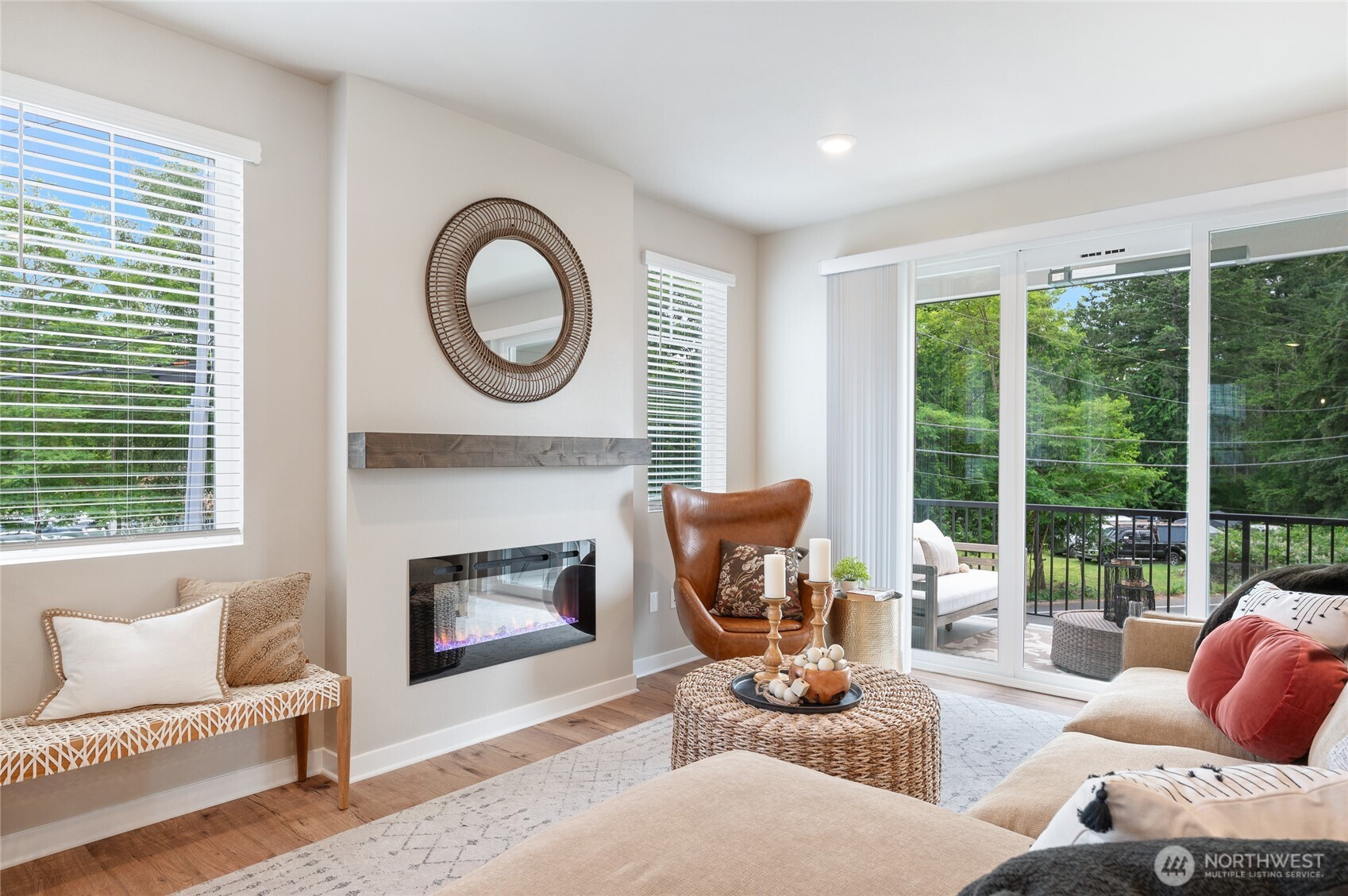 property viewer photo 4