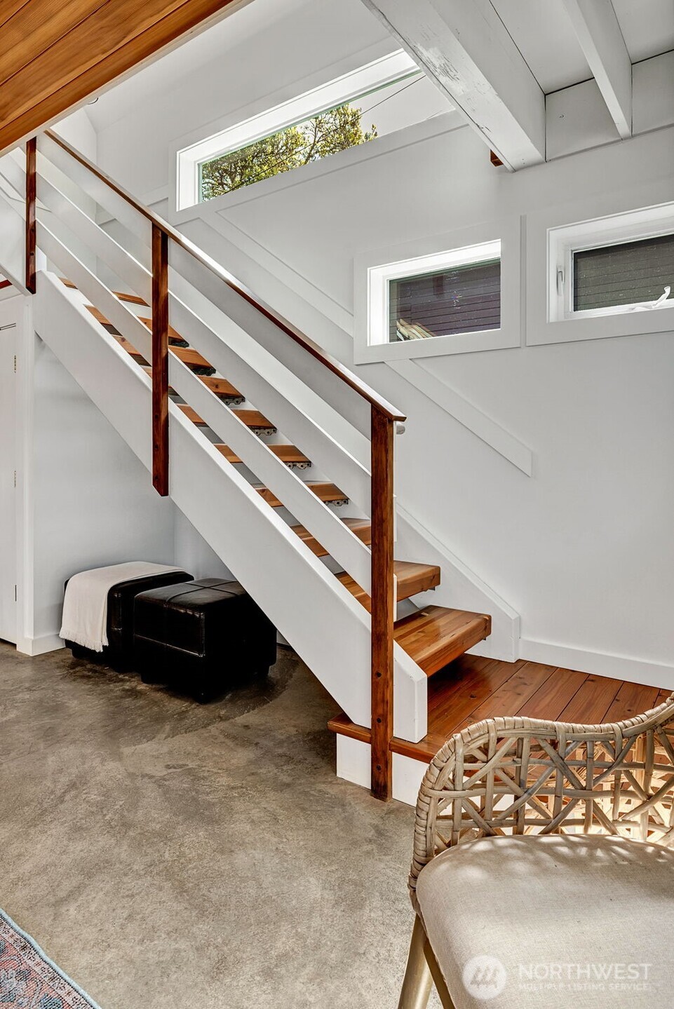 property viewer photo 16