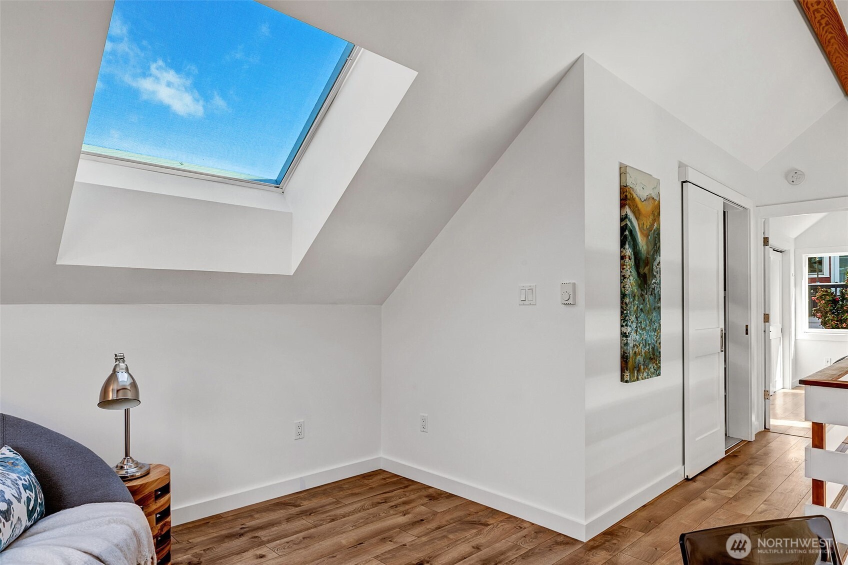 property viewer photo 25