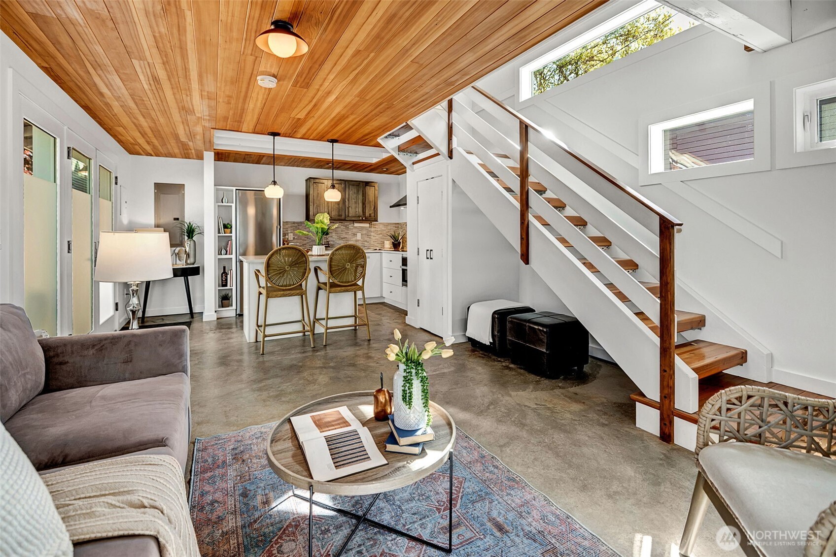 property viewer photo 4