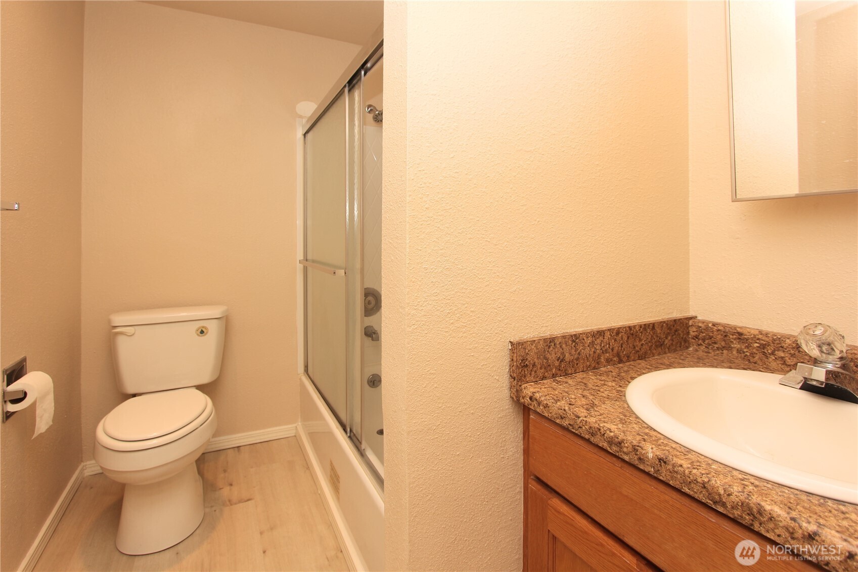 property viewer photo 12