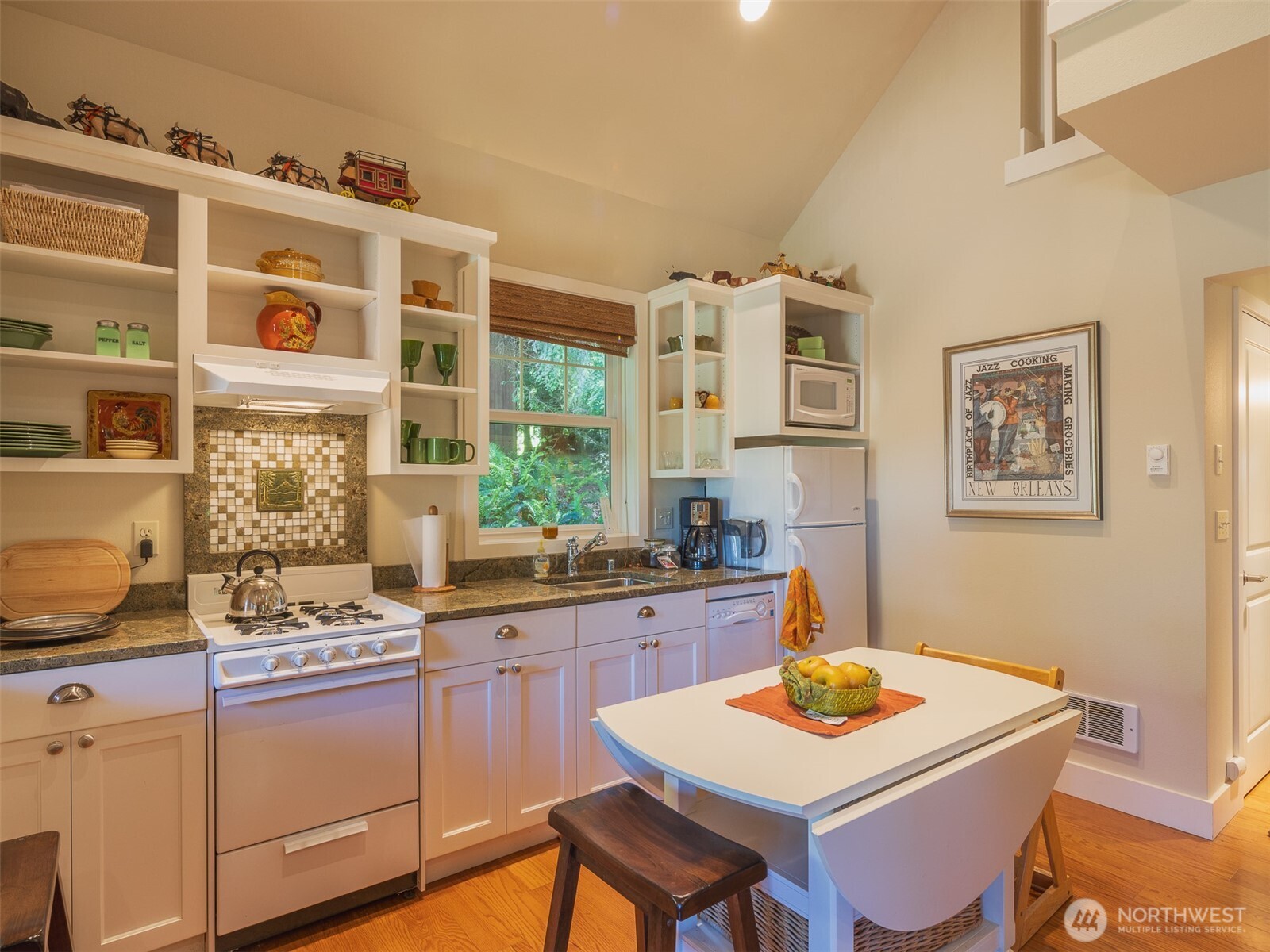 property viewer photo 18