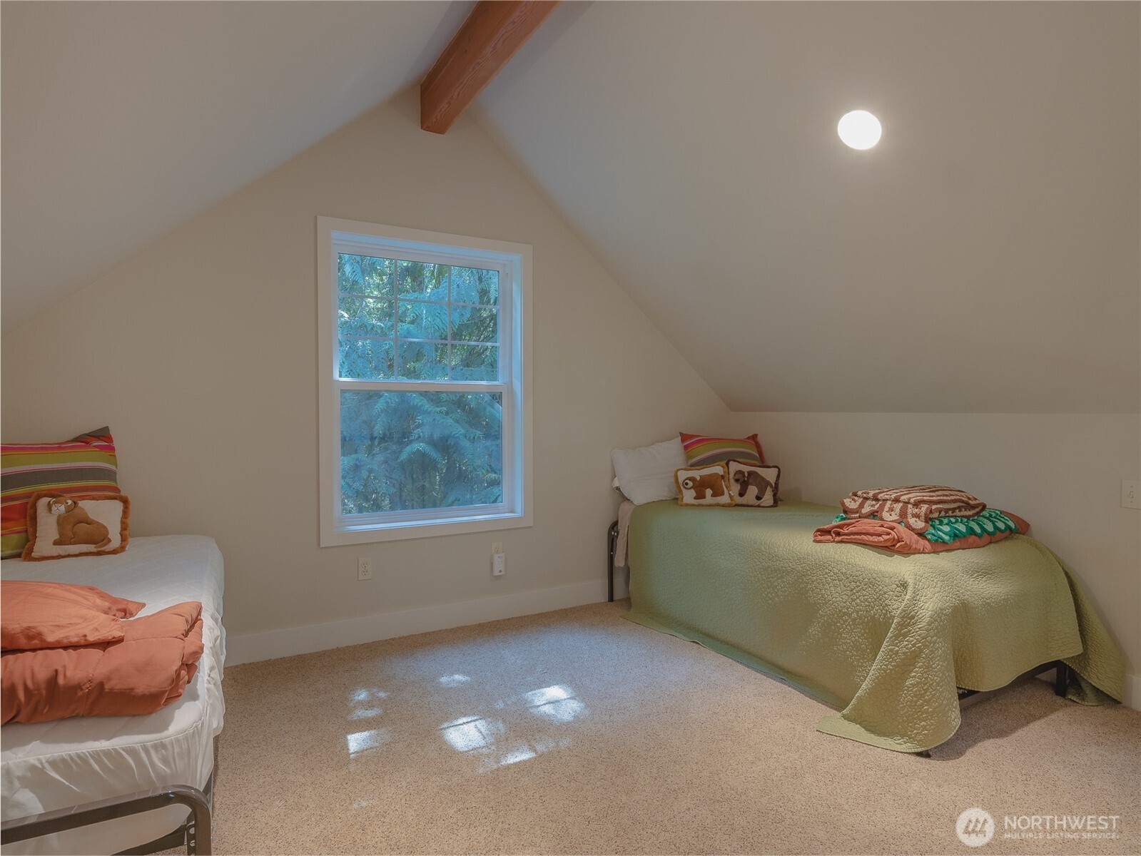 property viewer photo 38