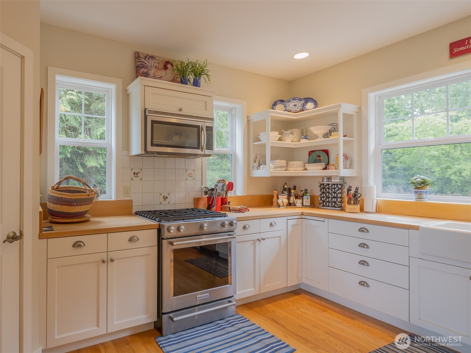 property viewer photo 6