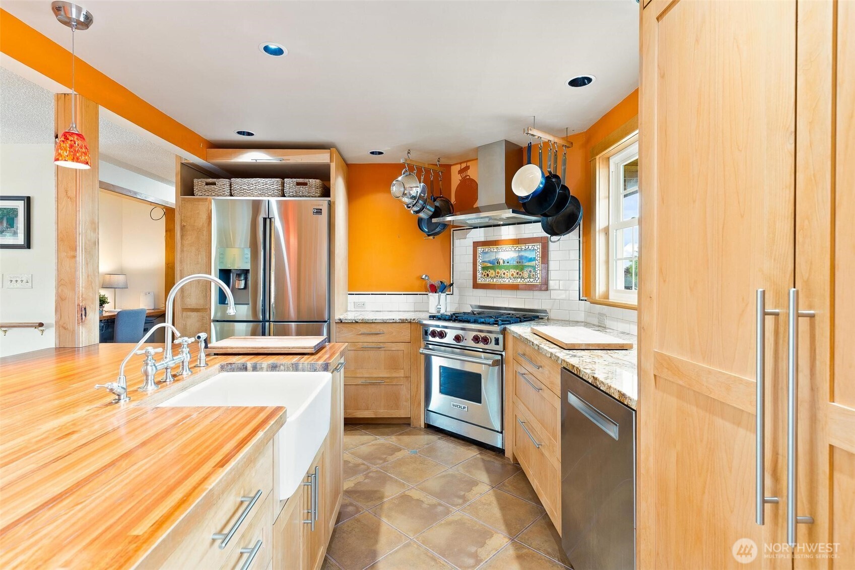 property viewer photo 12