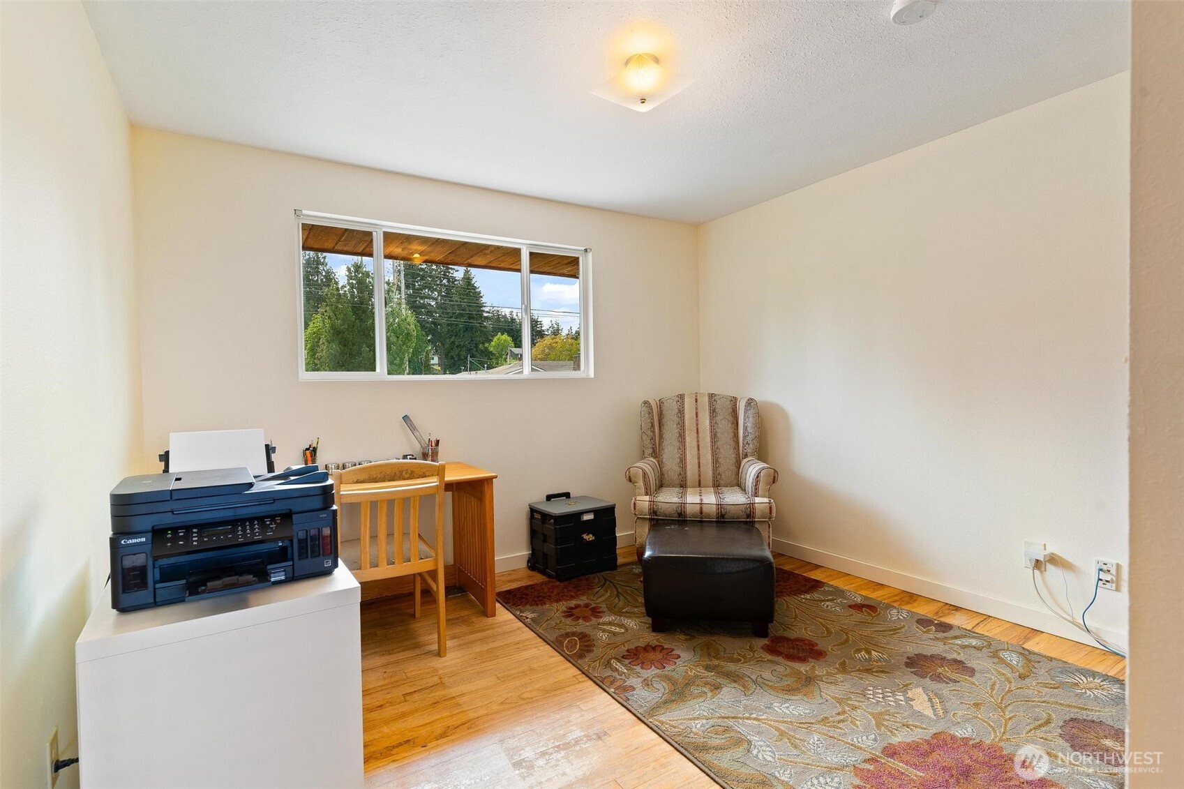 property viewer photo 24