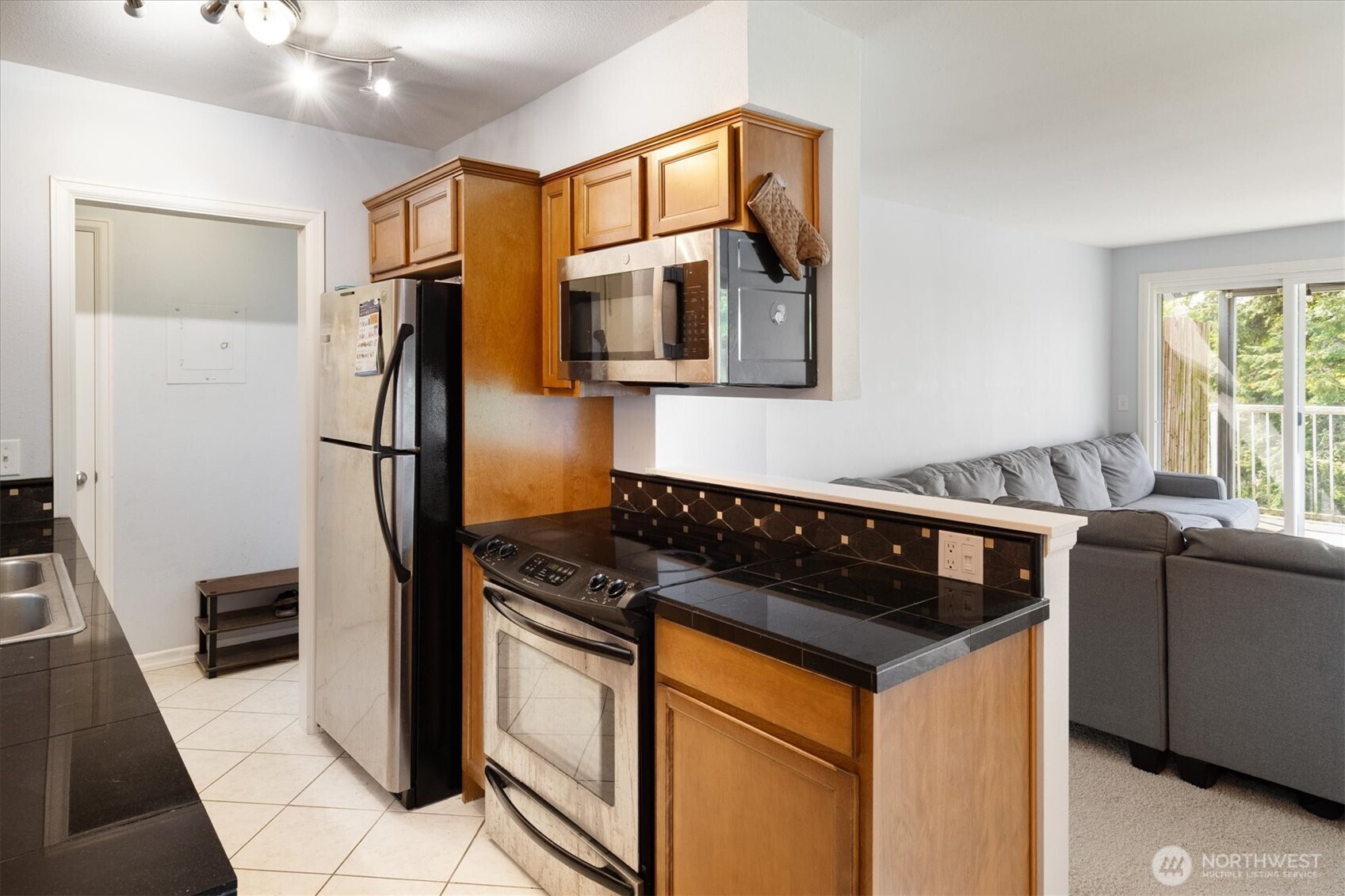 property viewer photo 10
