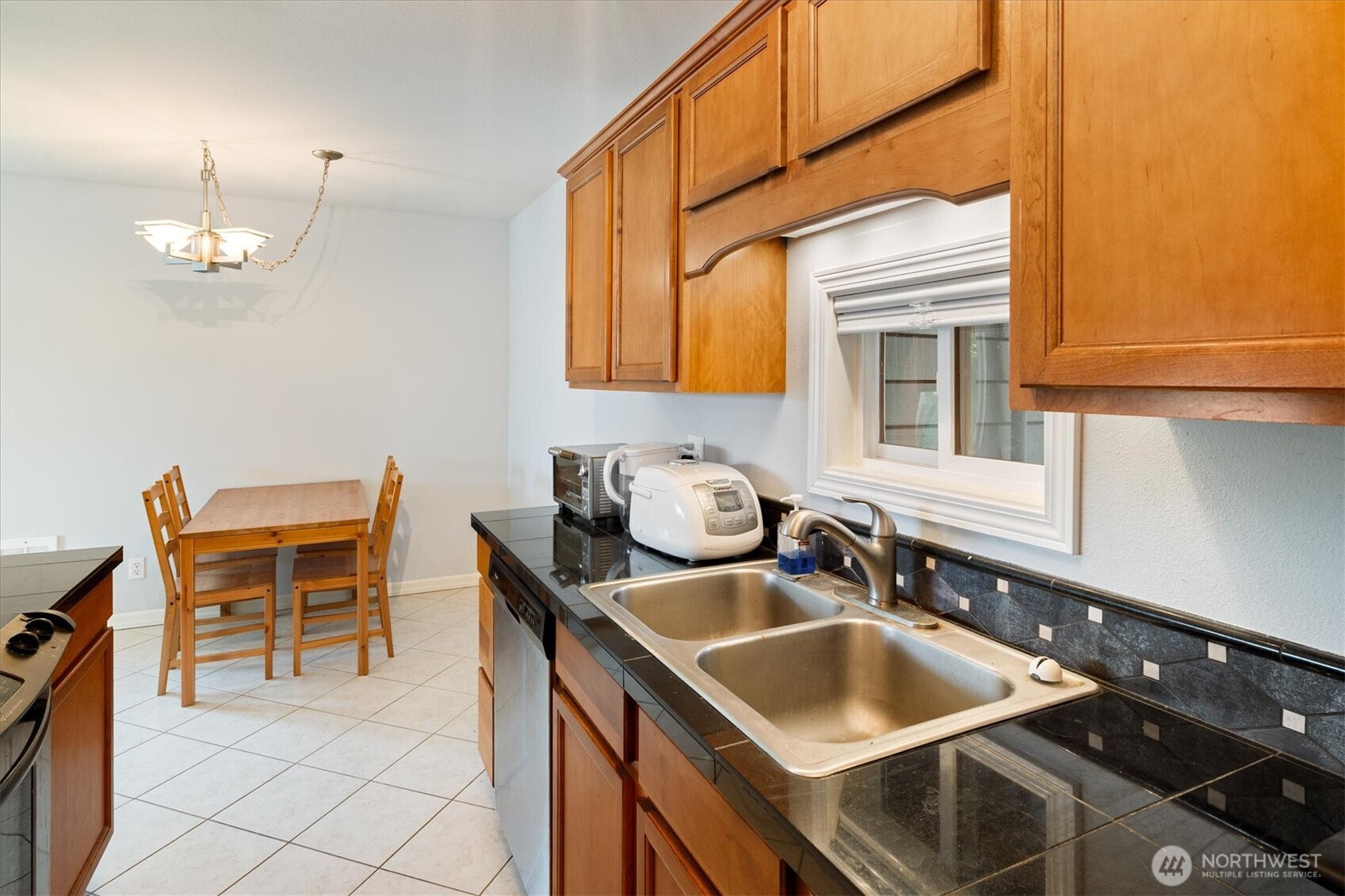 property viewer photo 12