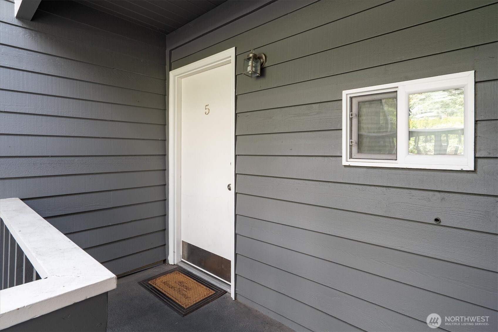 property viewer photo 20