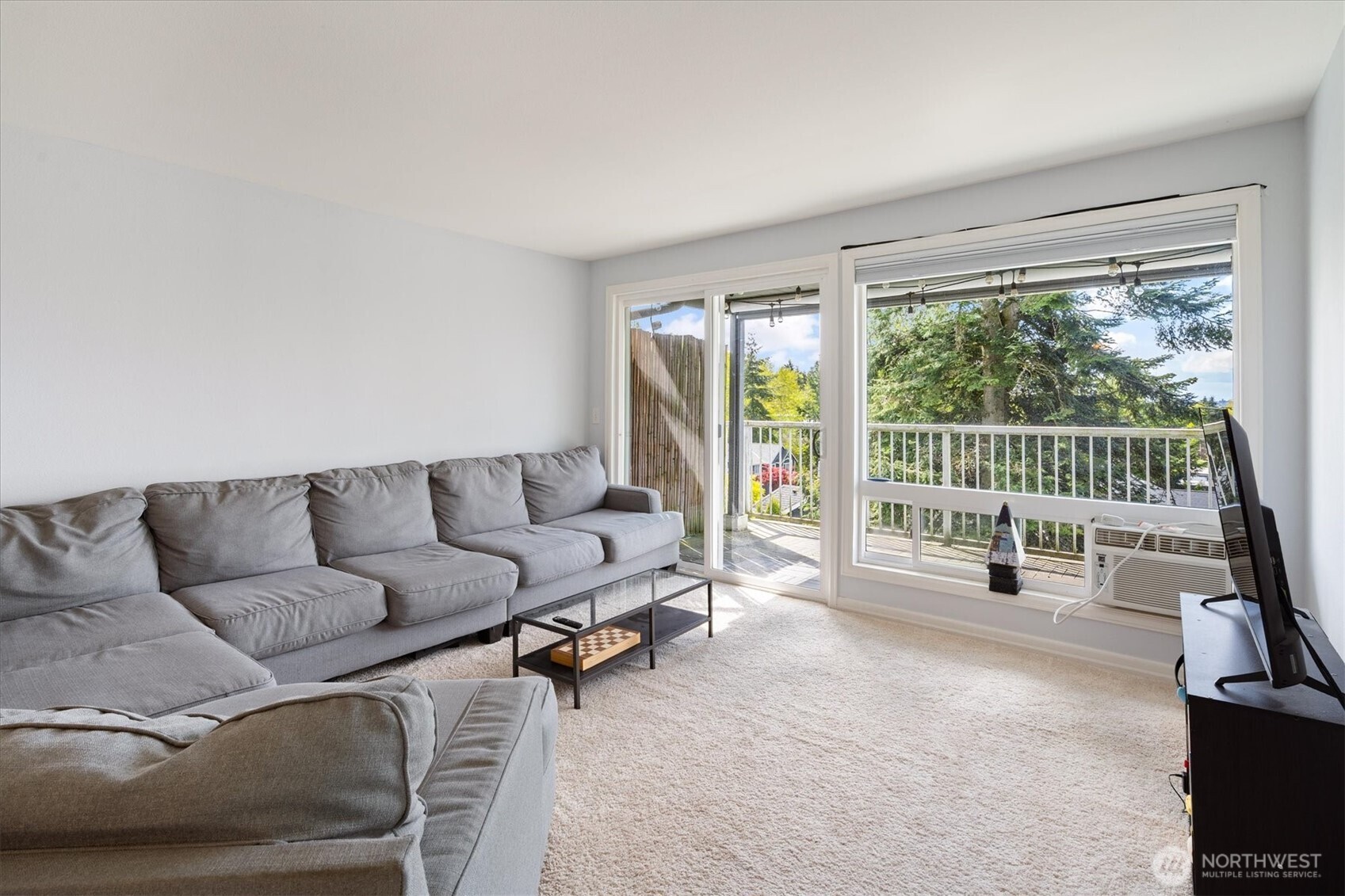property viewer photo 4