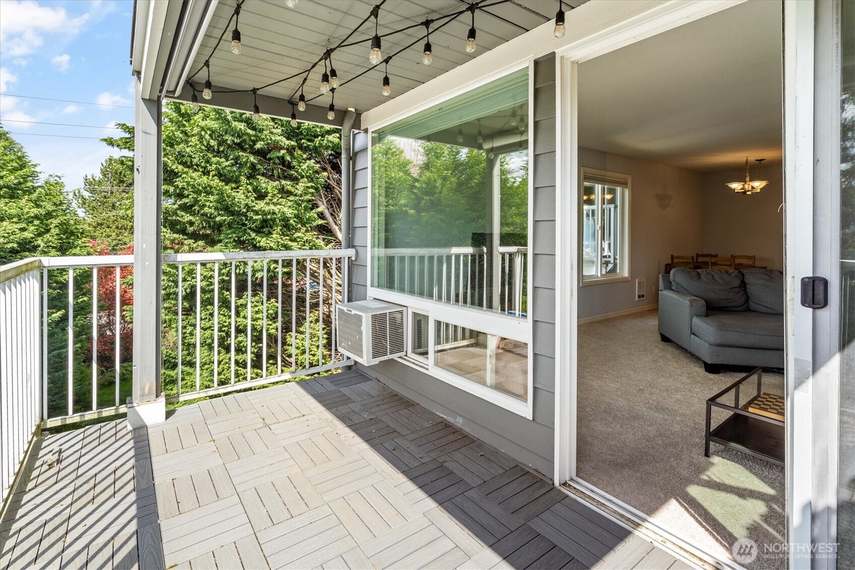 property viewer photo 5