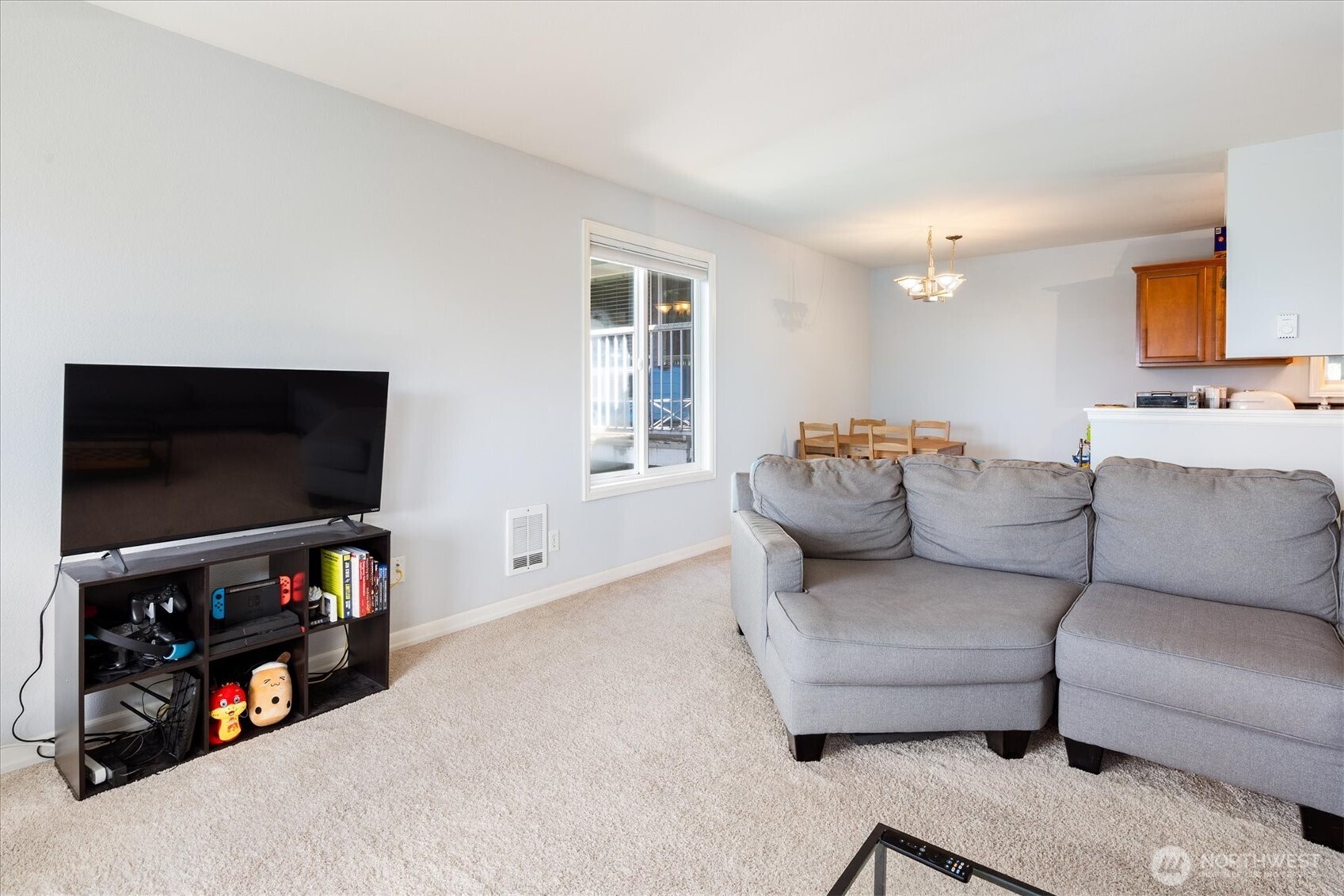 property viewer photo 7