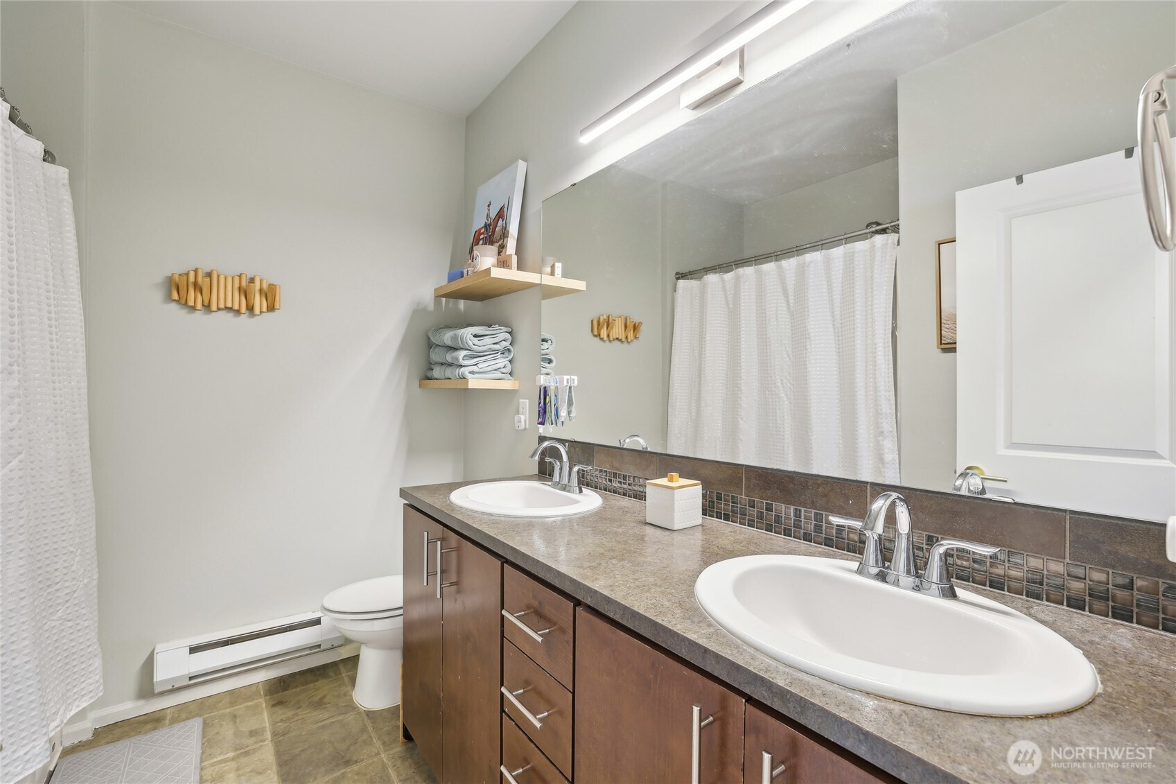 property viewer photo 13