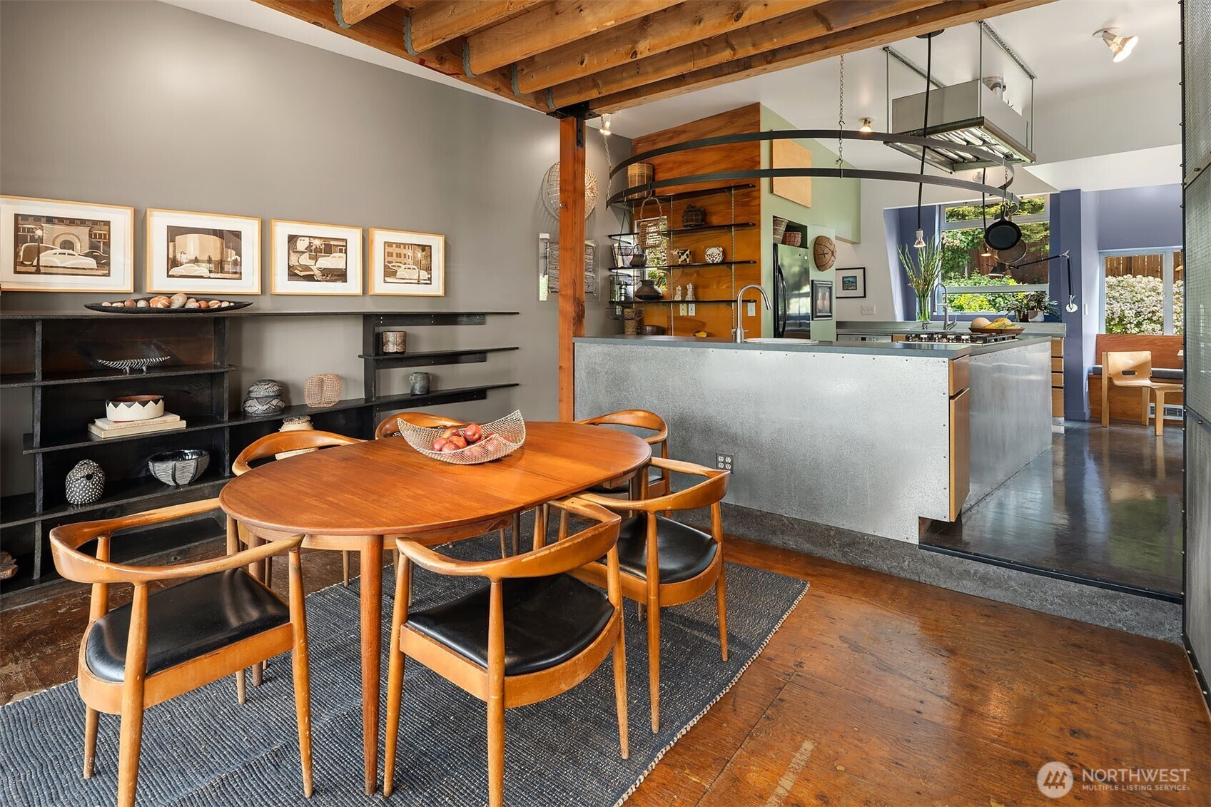 property viewer photo 9