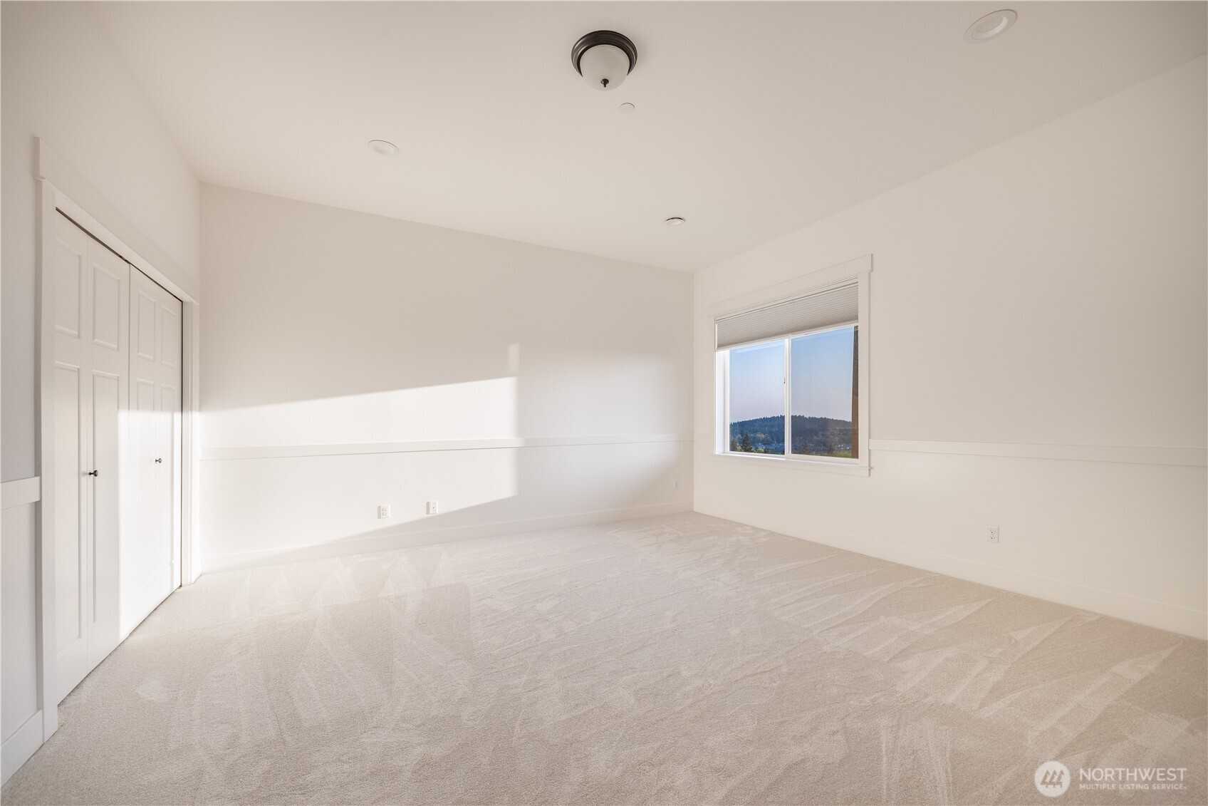 property viewer photo 33