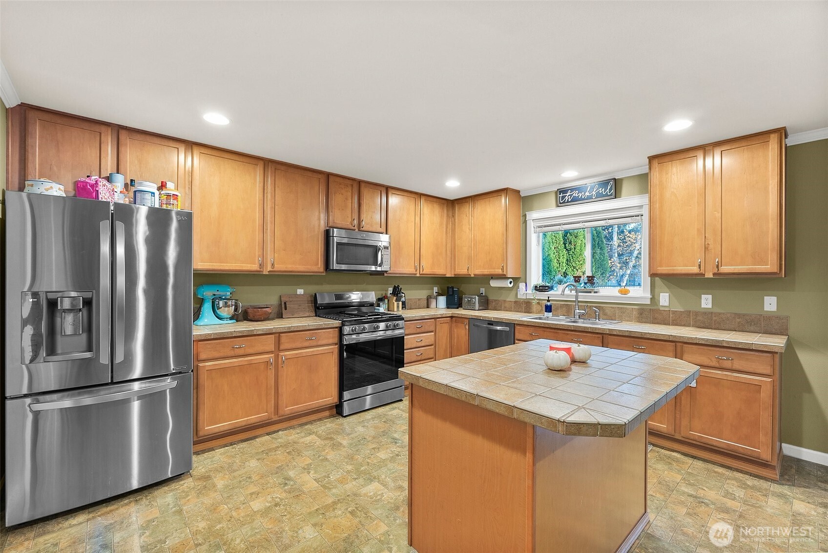 property viewer photo 11