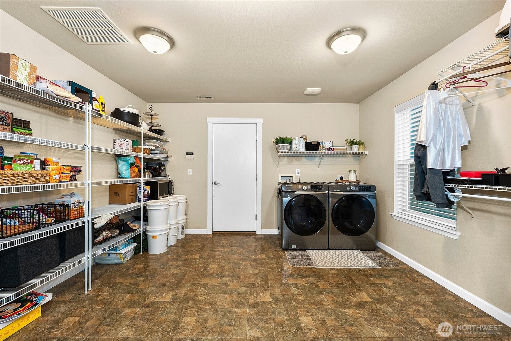 property viewer photo 14