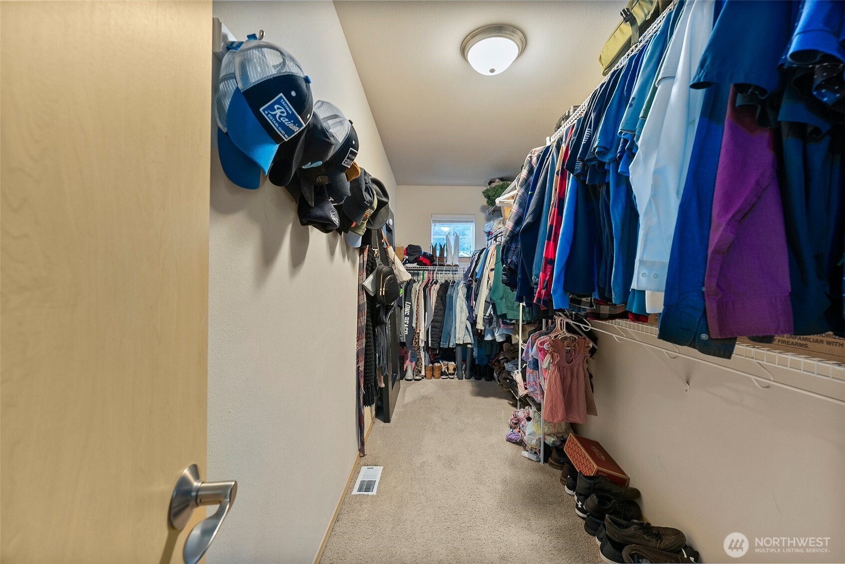 property viewer photo 23