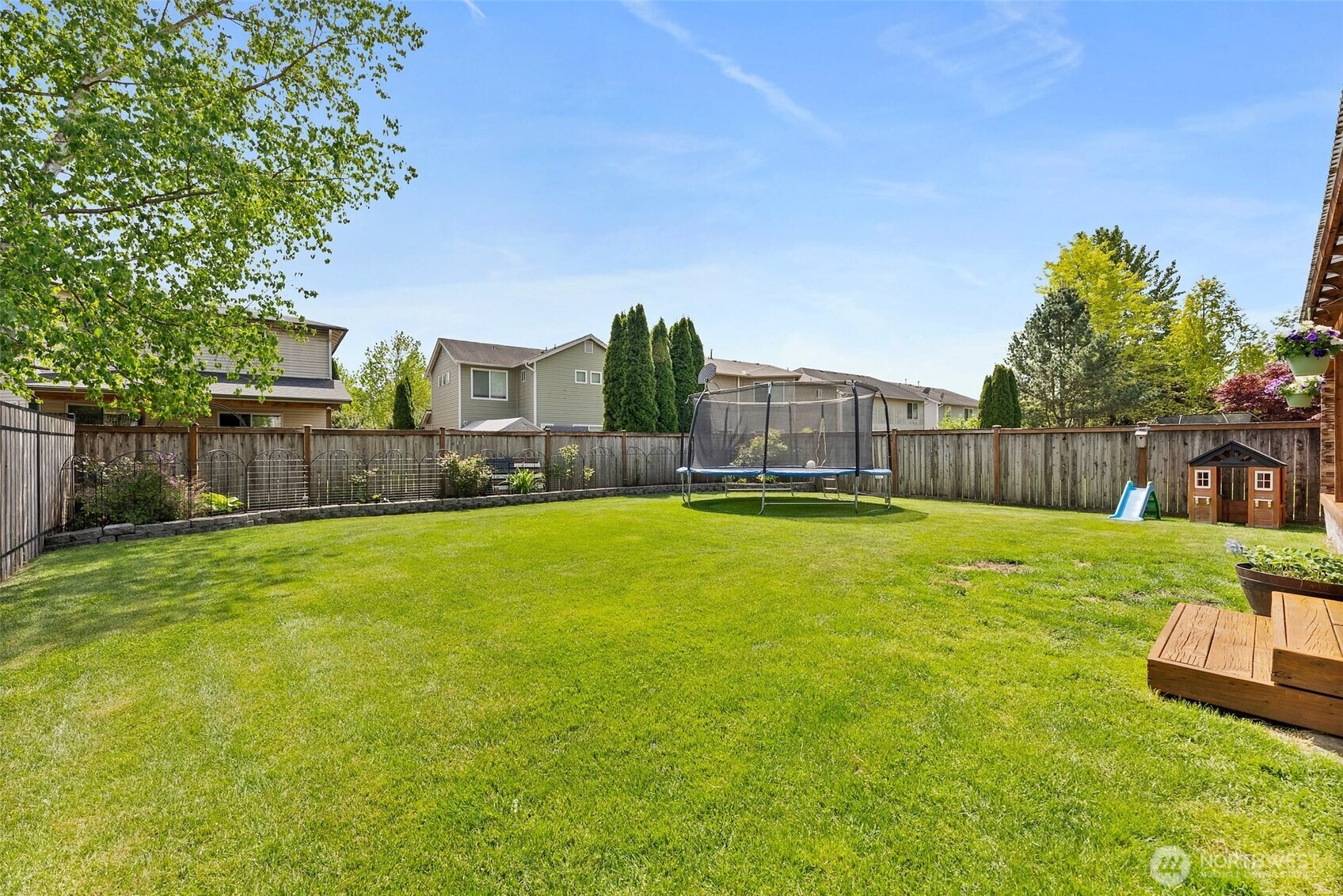 property viewer photo 34