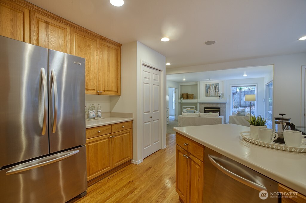 property viewer photo 9