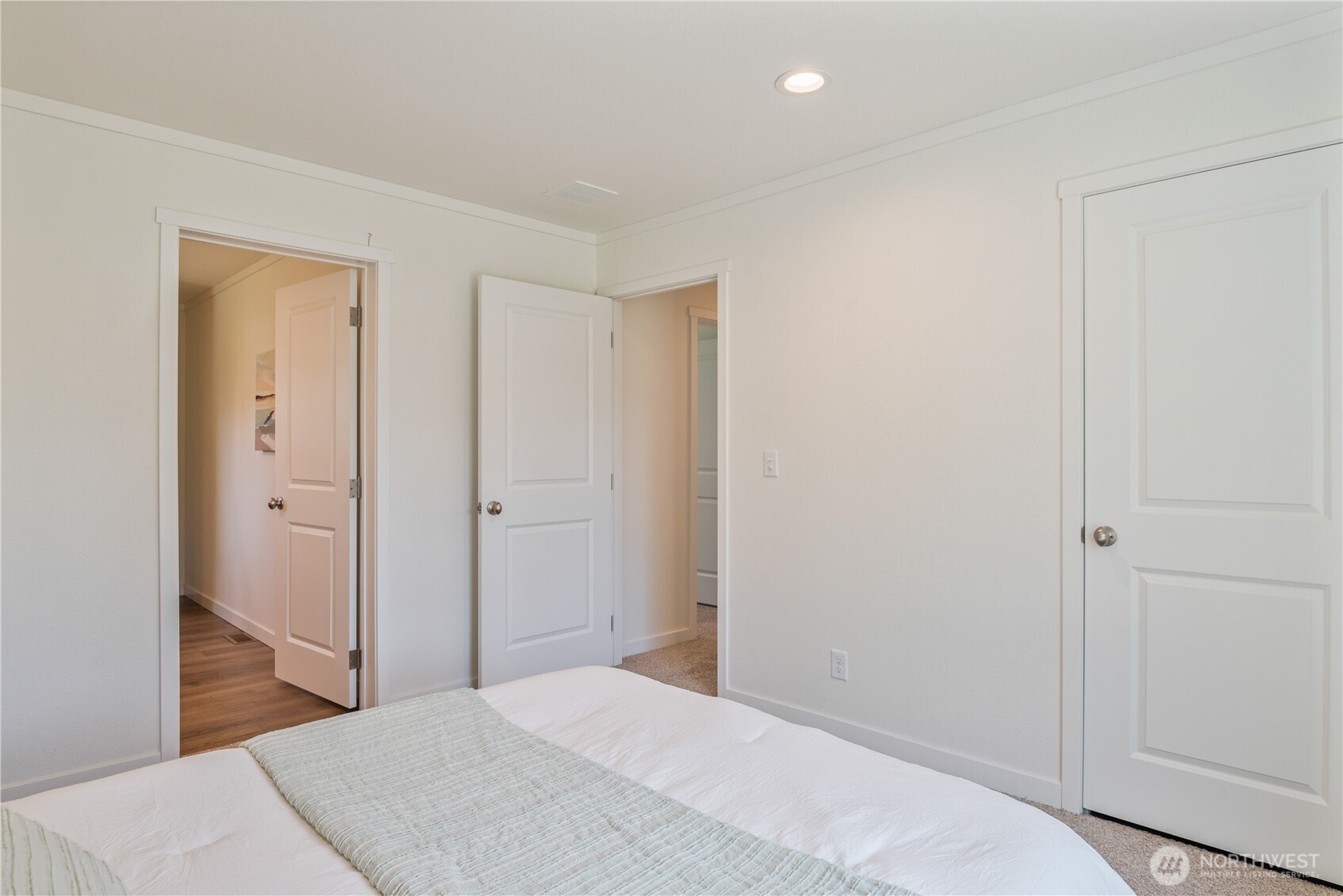 property viewer photo 14