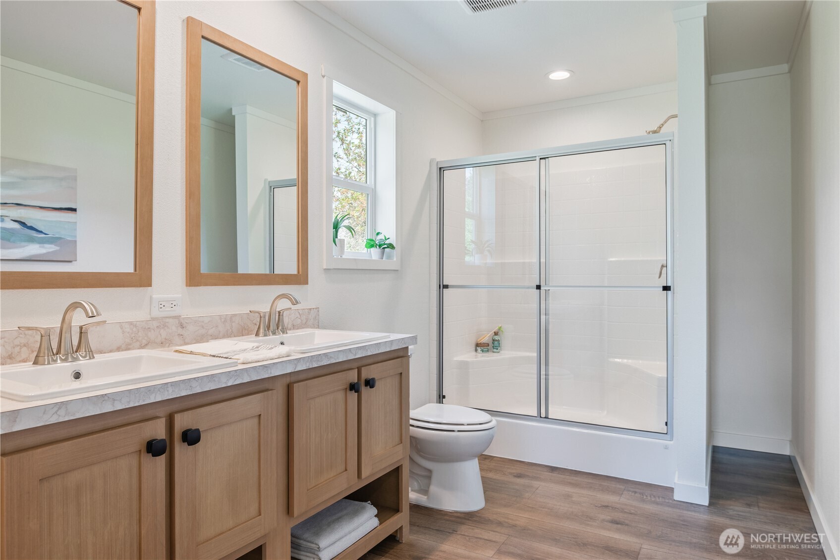 property viewer photo 15