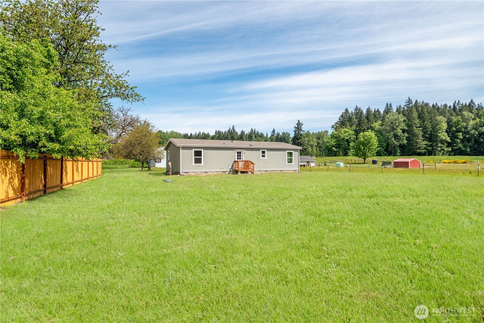 property viewer photo 19