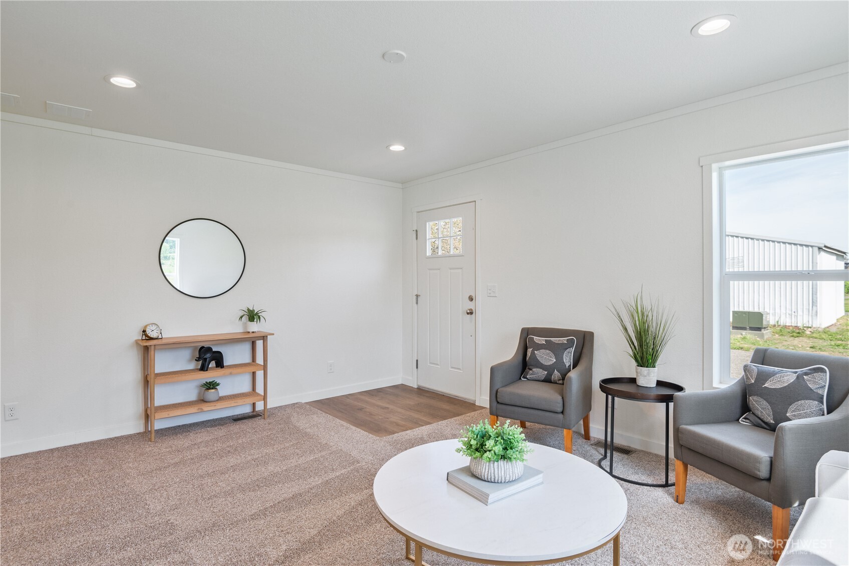 property viewer photo 5