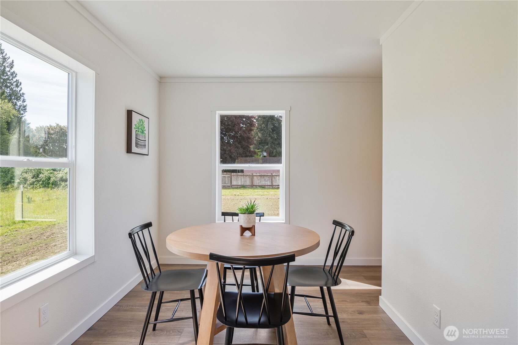 property viewer photo 6