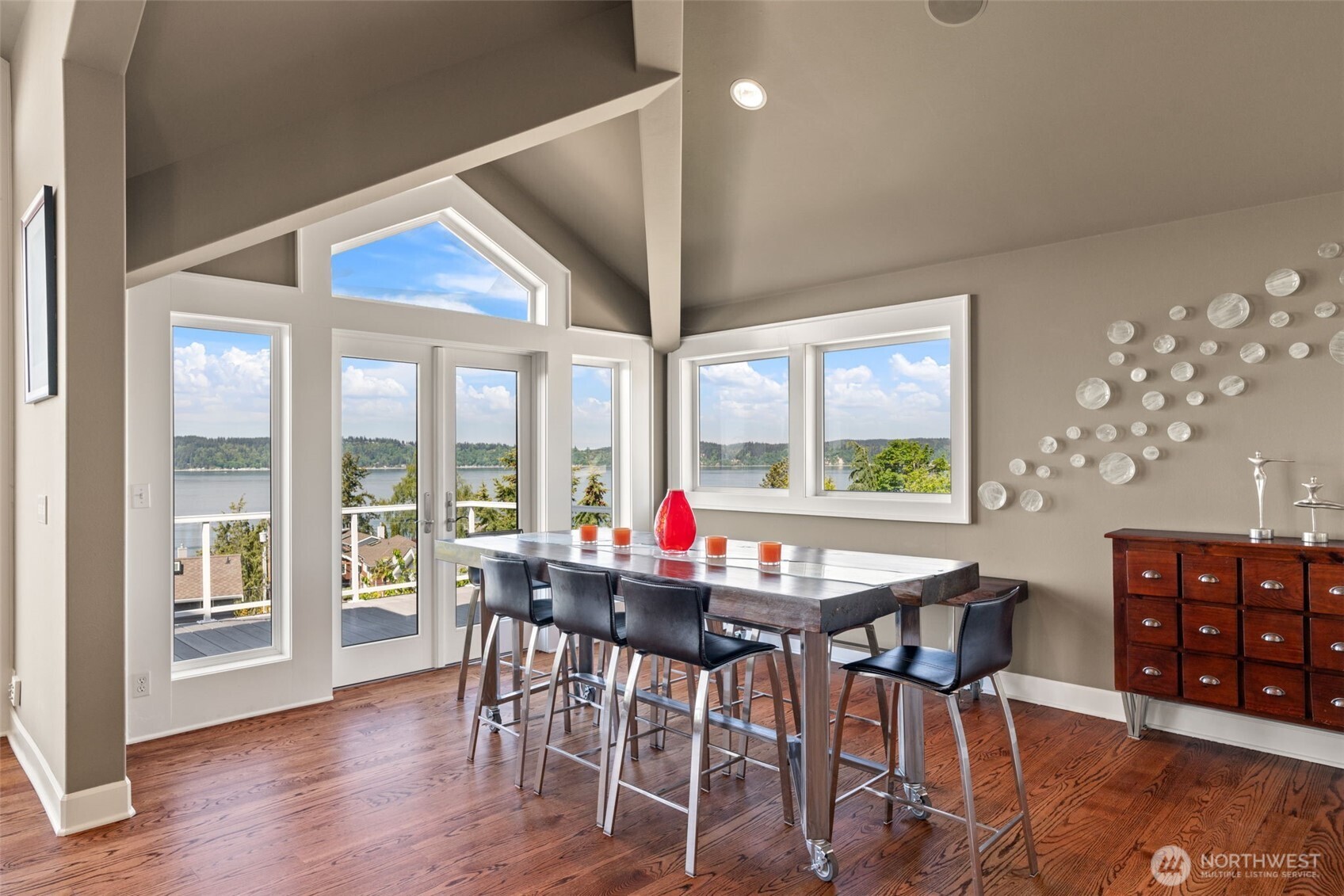 property viewer photo 19