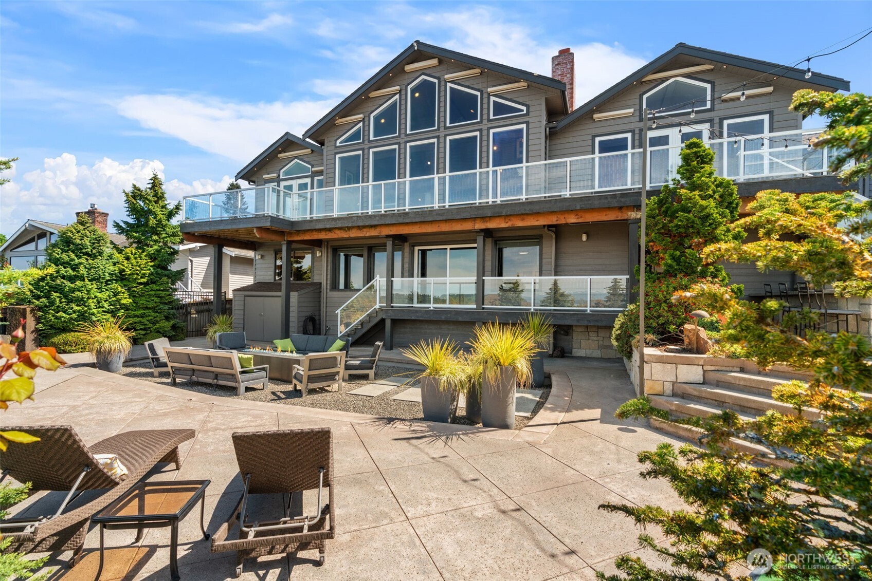 property viewer photo 36