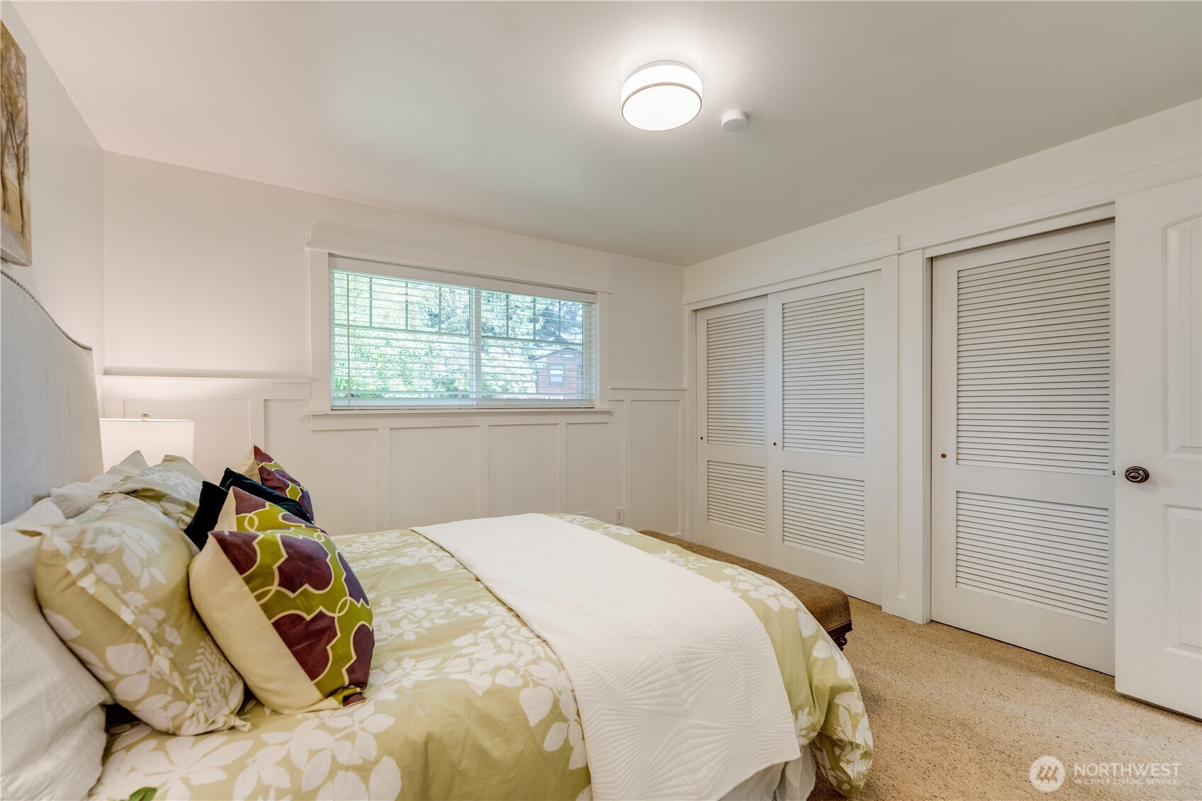 property viewer photo 23