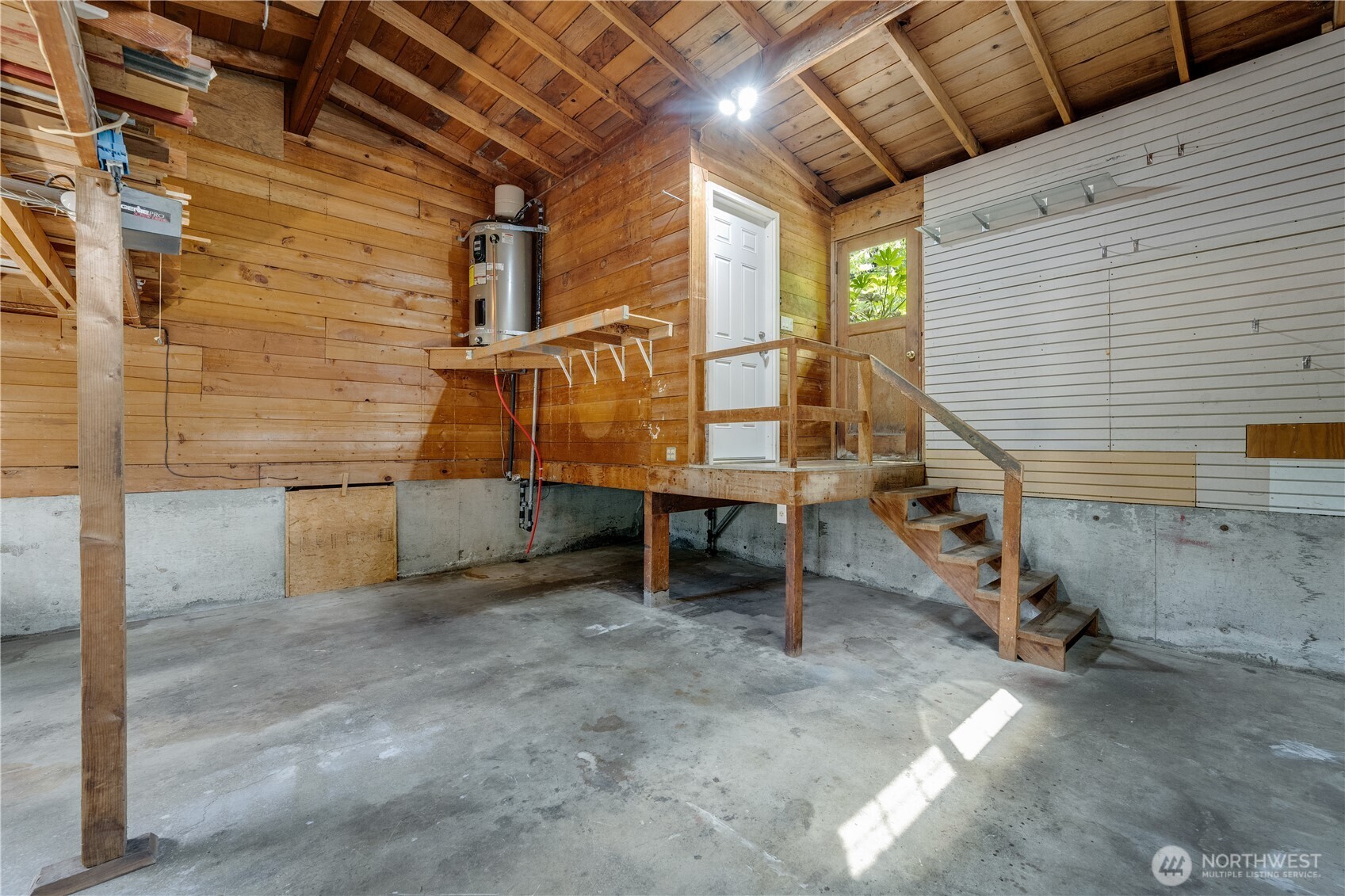 property viewer photo 37