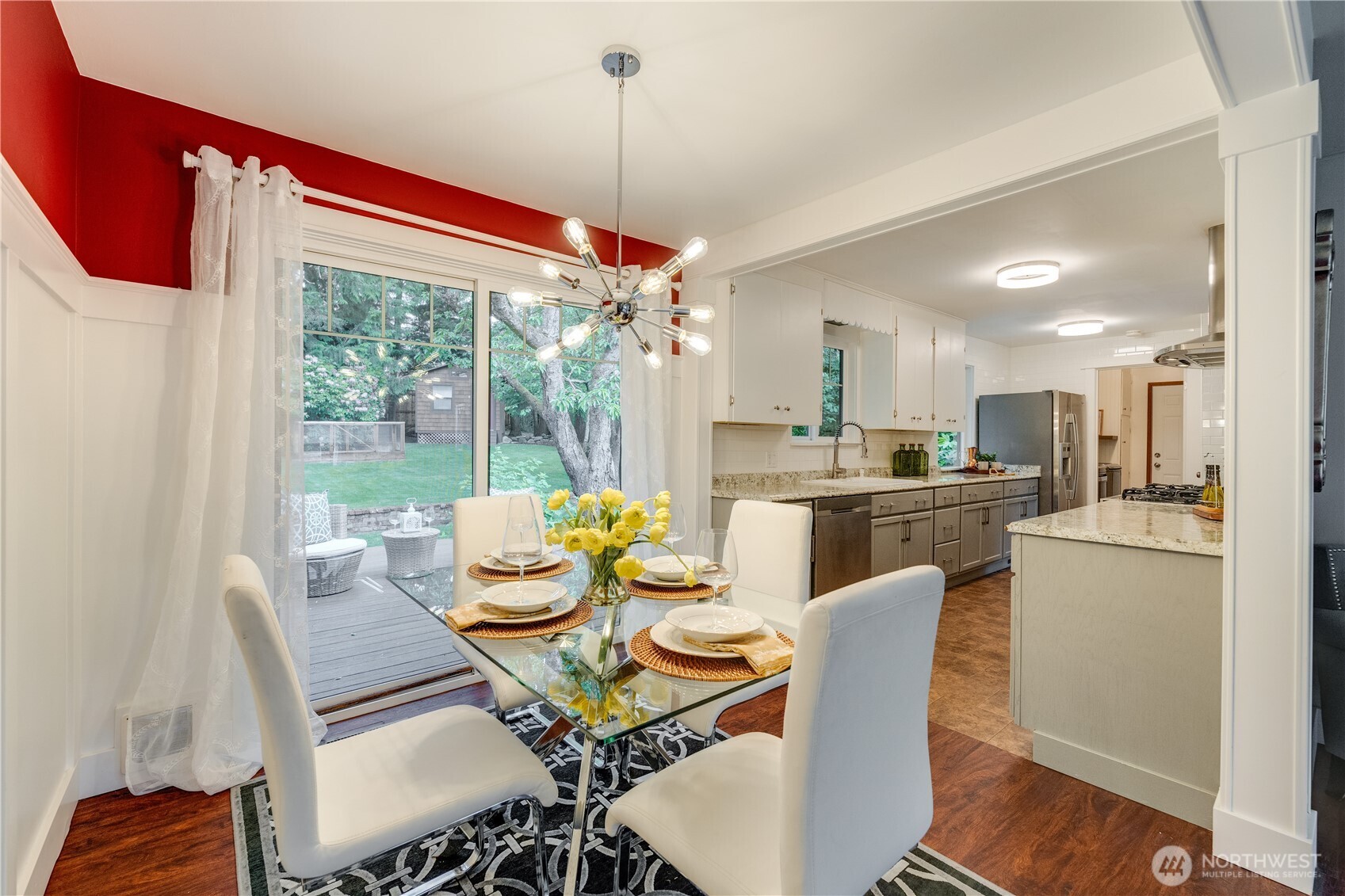 property viewer photo 9