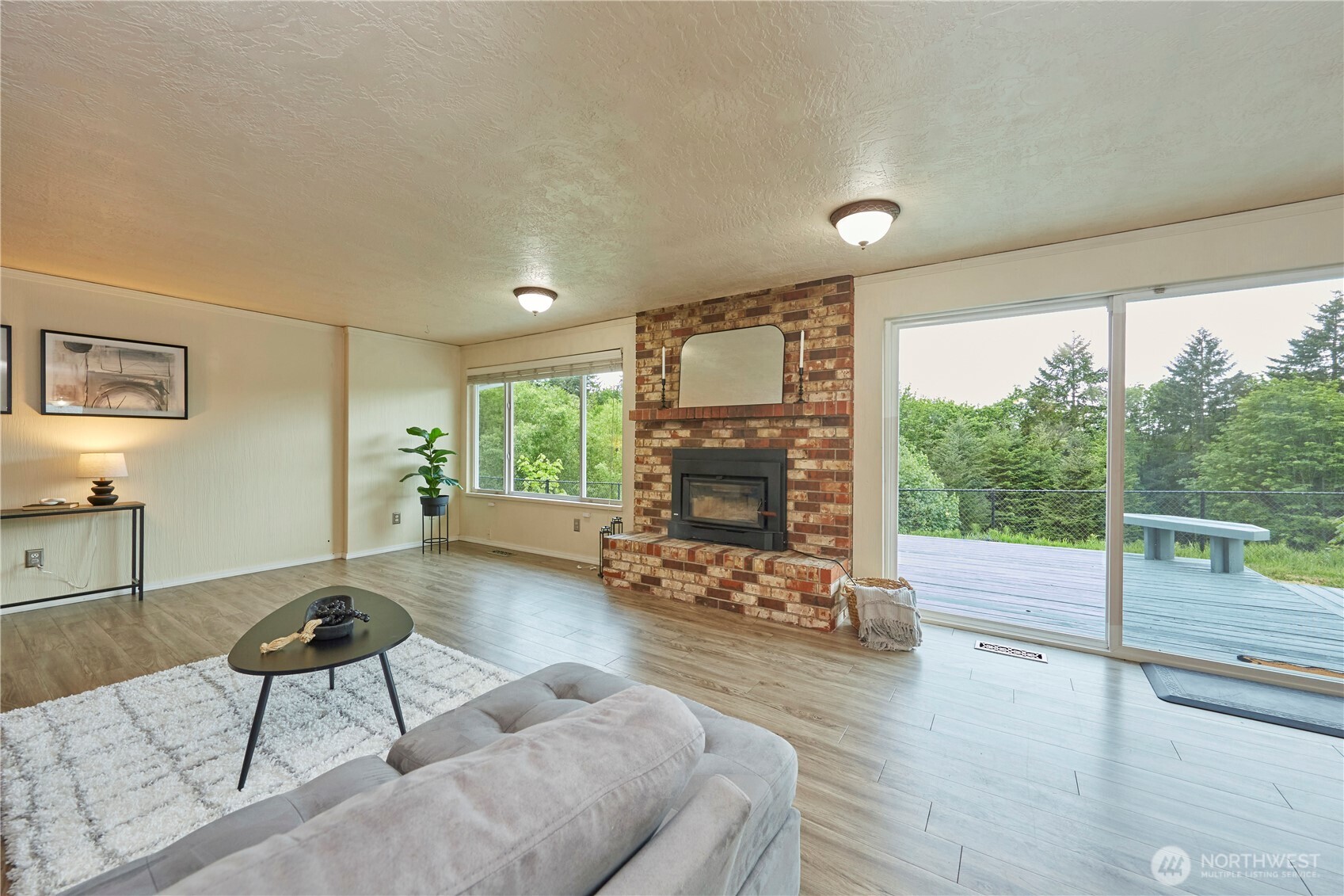 property viewer photo 14