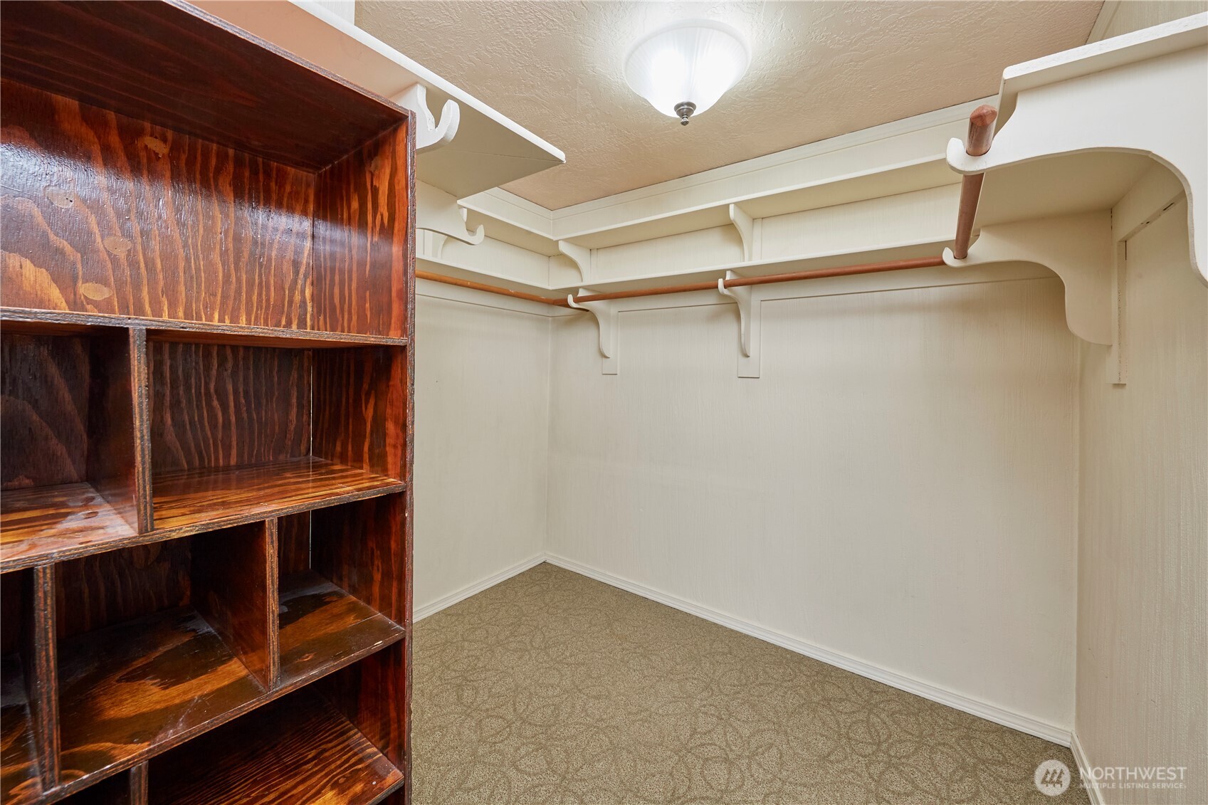 property viewer photo 23