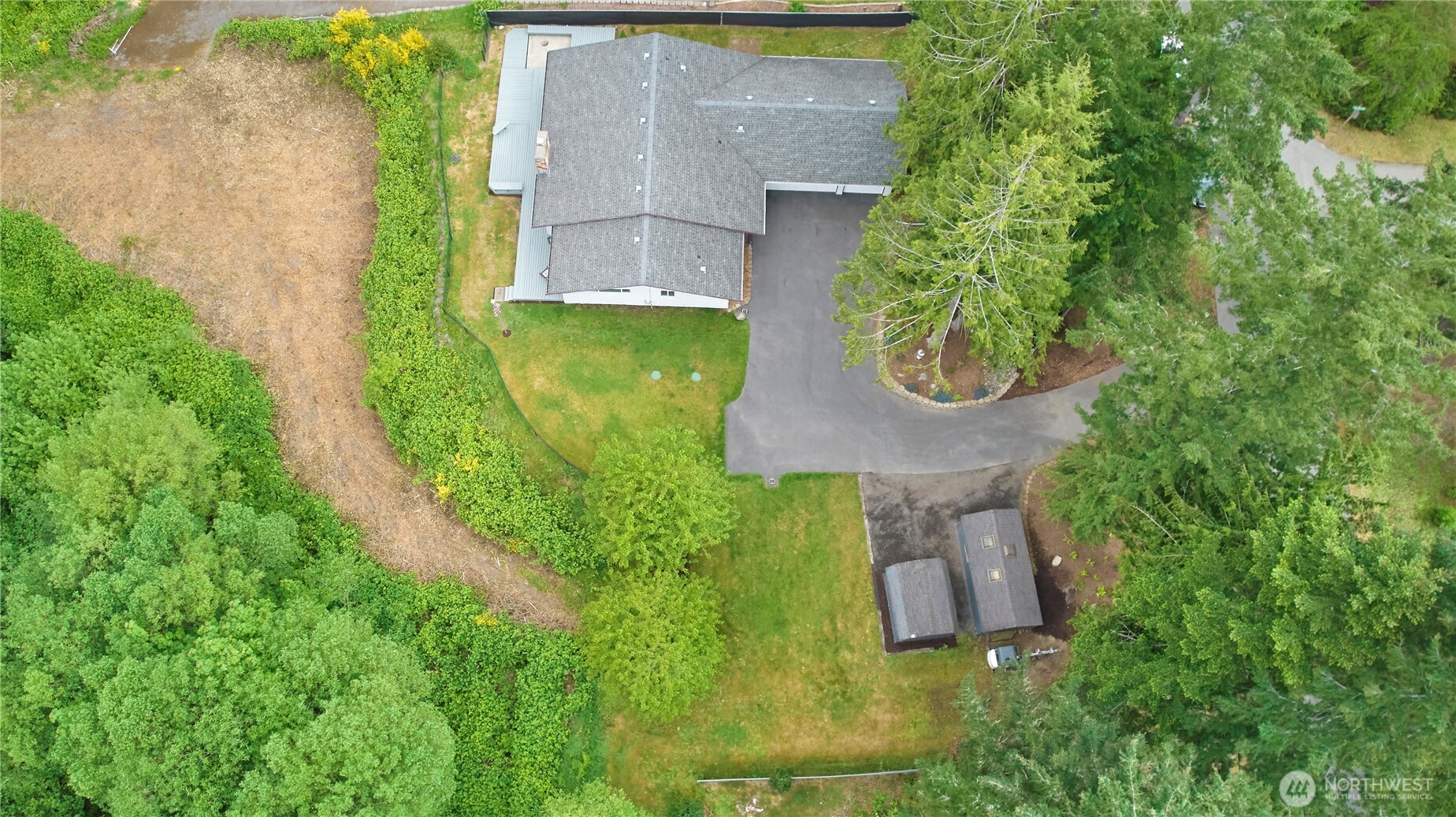 property viewer photo 35