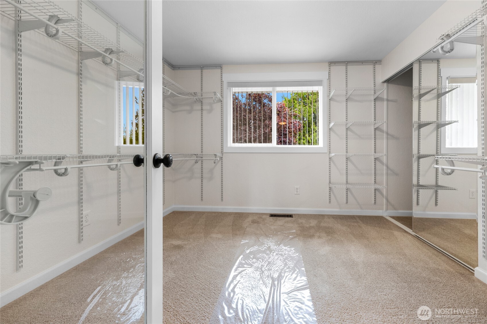 property viewer photo 10