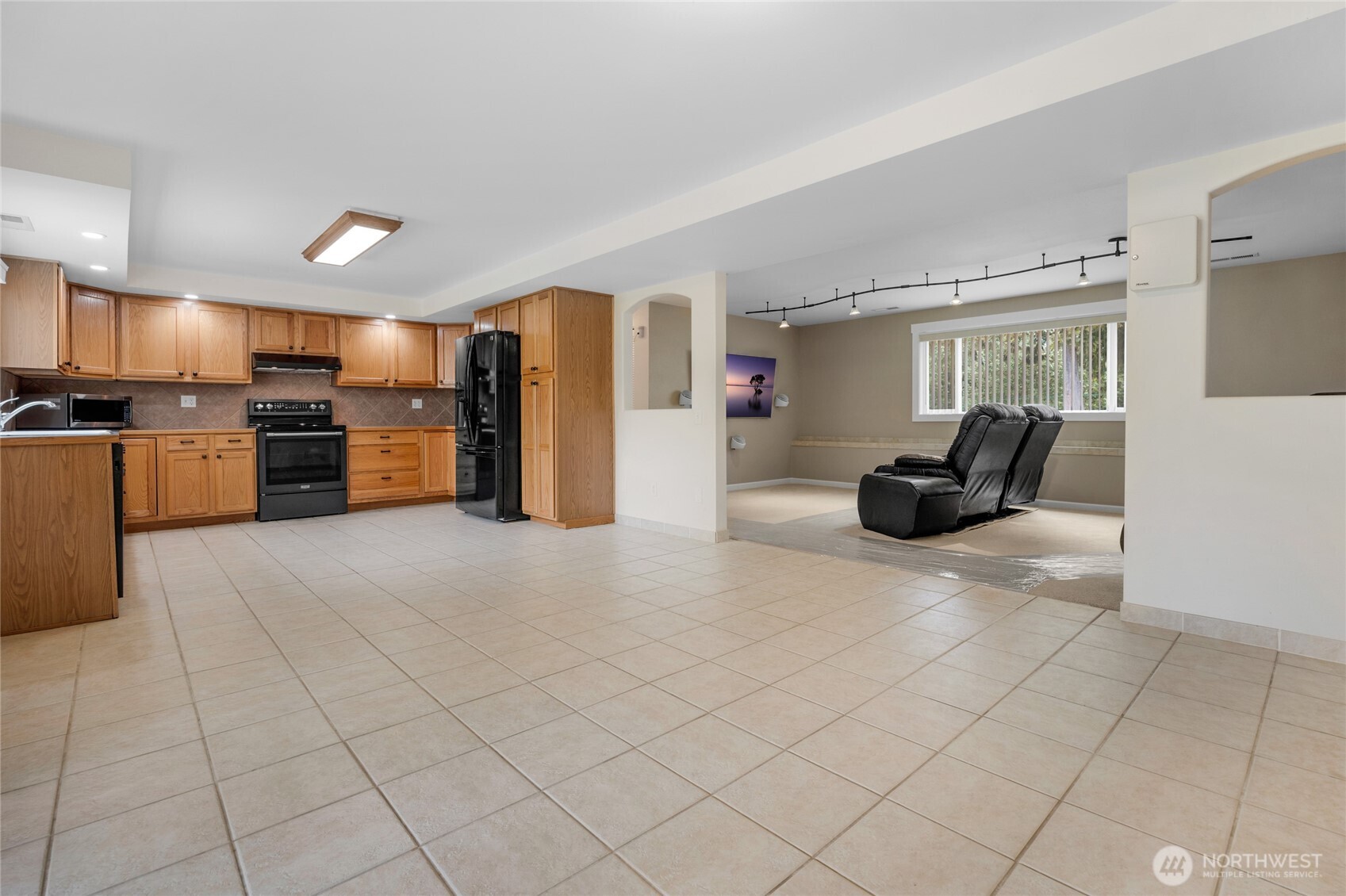 property viewer photo 12