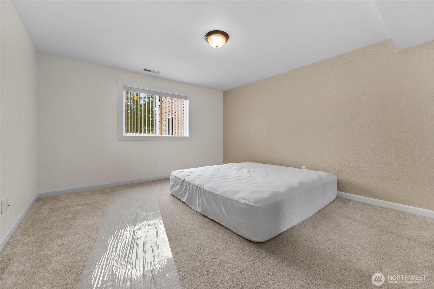 property viewer photo 17
