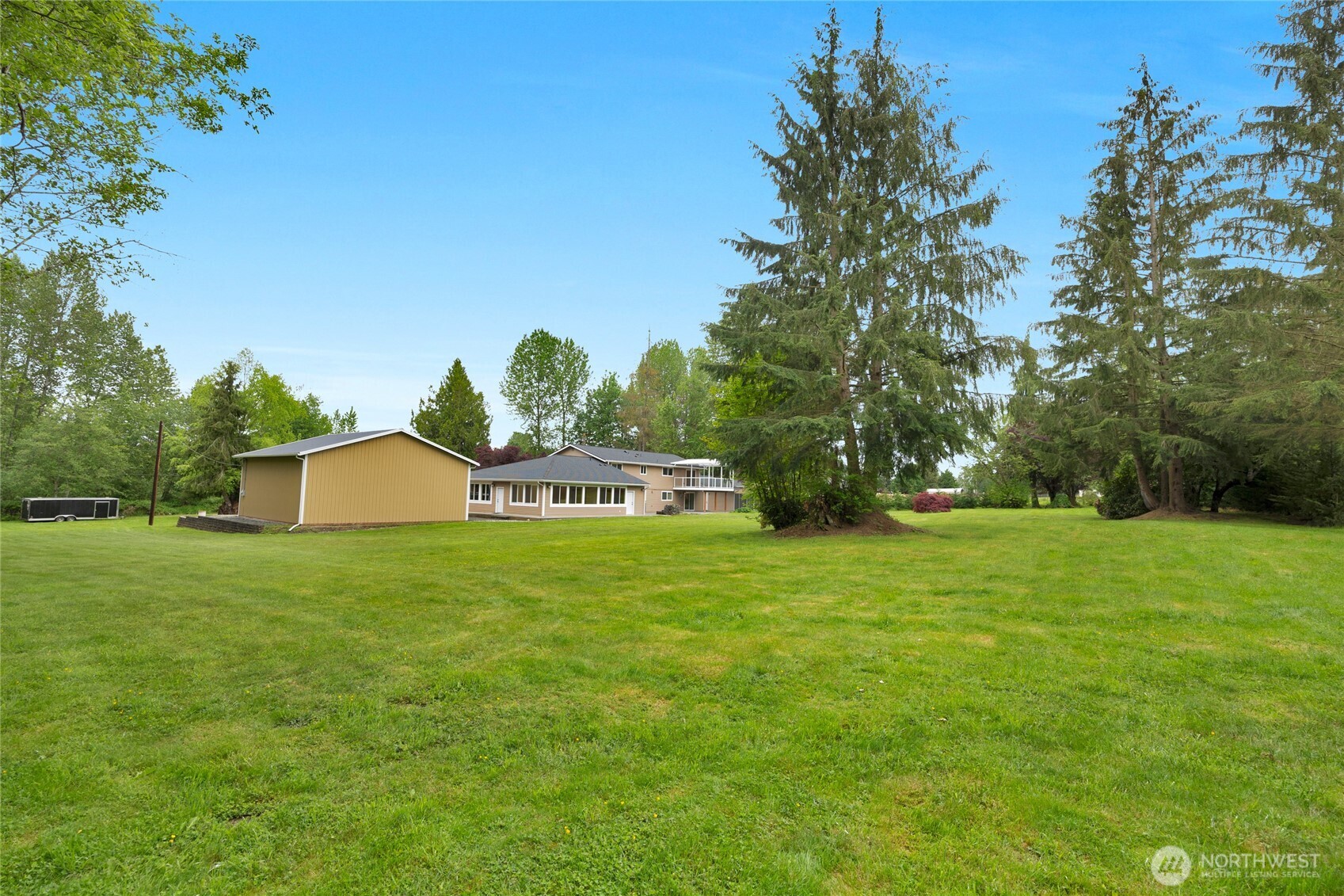 property viewer photo 26