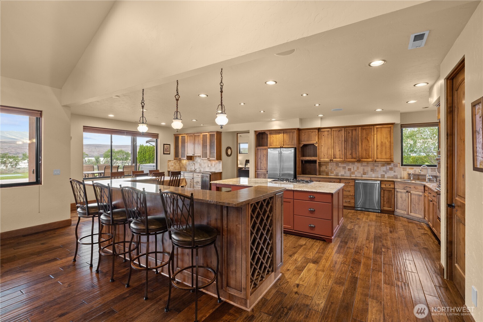 property viewer photo 11